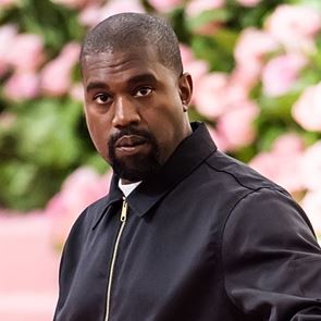 Η αποδόμηση του σμόκιν από τον Kanye West