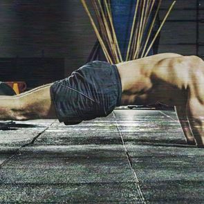 Home training: Ολοκληρωμένο πρόγραμμα για κοιλιακούς