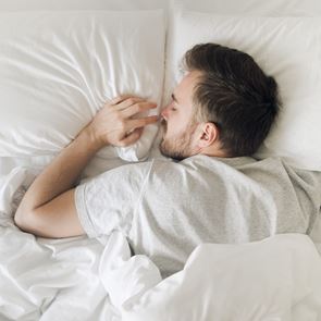 Επιλέγοντας το κατάλληλο μαξιλάρι για όνειρα γλυκά