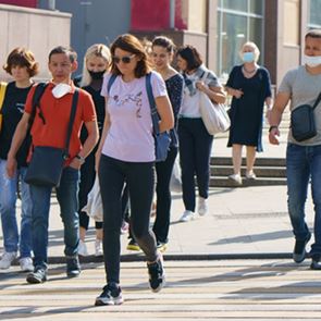 &lt;em>Κορονοϊός&lt;/em>: 2.876 νέα κρούσματα