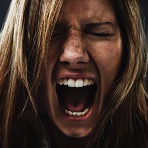 Τι μπορεί να κάνει μία γυναίκα που πέφτει θύμα revenge pοrn