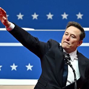 Ο χαιρετισμός του Elon Musk και το παγκόσμιο σοκ