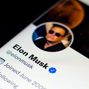 To Twitter επιστρατεύει τη νομική ελίτ εναντίον του Elon Musk