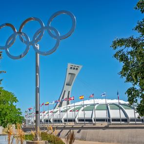 Ο χορηγός επικοινωνίας των Ολυμπιακών Αγώνων ζητά την ακύρωσή τους