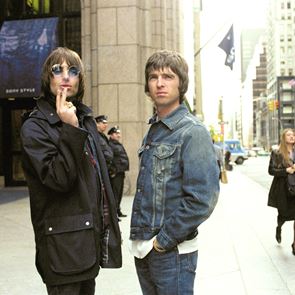 Οι αιώνιες κόντρες των αδελφών Gallagher και το θαύμα των Oasis