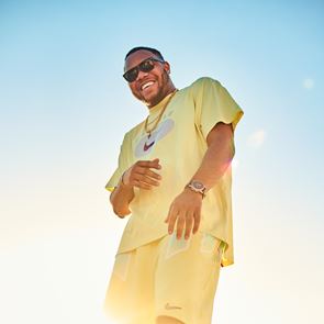 Το πρώτο single του Francis &quot;Ofili&quot; Antetokounmpo