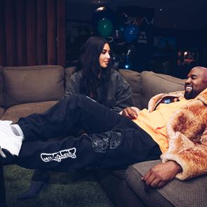 O Kanye West είναι επίσημα δισεκατομμυριούχος