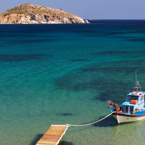 Η Daily Mail αποκαλύπτει 6 άγνωστους παραδείσους του Αιγαίου