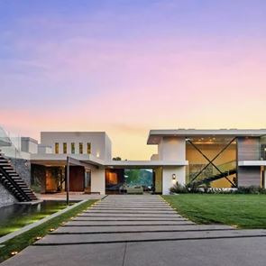 Μια ματιά στην πιο εντυπωσιακή έπαυλη του Selling Sunset