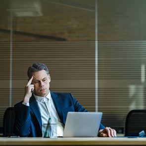 Γιατί οι μεγάλες εταιρείες &quot;πονοκεφαλιάζουν&quot; με την Τεχνητή Νοημοσύνη