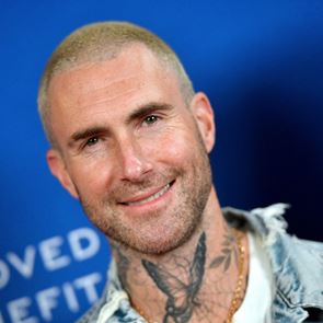 Όποιος είναι καλύτερος στο sexting από τον Adam Levine ας σηκώσει το χέρι