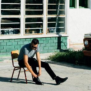 Φθινοπωρινό στυλ σε rock n&#39; roll mood