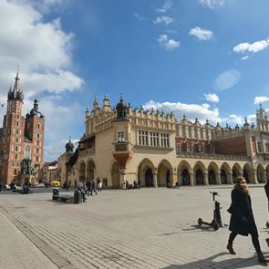 Η Guardian αναλύει γιατί η Ανατολική Ευρώπη χτυπήθηκε λιγότερο από τον κορονοϊό