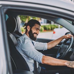 Οι νέοι σήμερα δεν ενδιαφέρονται για την οδήγηση. Αλλά γιατί