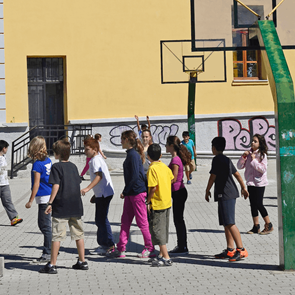 Ανοίγουν (;) τα σχολεία στις 5 Απριλίου