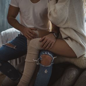 Κι αν το γόνατο είναι το κλειδί στα προκαταρκτικά του σεξ