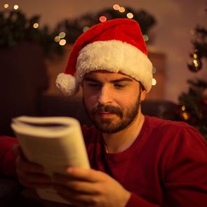 Βιβλία για να διαβάσεις ή να δωρίσεις μέσα στις γιορτές