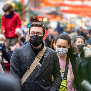 Κορονοϊός: Μαύρο ρεκόρ με 50.126 νέα κρούσματα