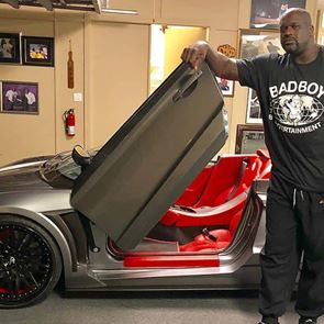 Μία βόλτα στο γκαράζ του Shaquille O'Neal