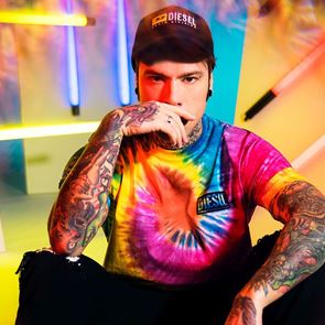 DIESEL x Fedez, η funky capsule collection της χρονιάς