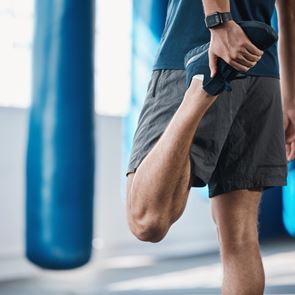 Αυτό είναι το τεστ των &lt;em>sneakers&lt;/em> και δείχνει πόσα χρόνια θα ζήσεις