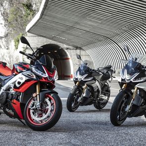 Η αναβαθμισμένη Hypernaked Aprilia Tuono V4