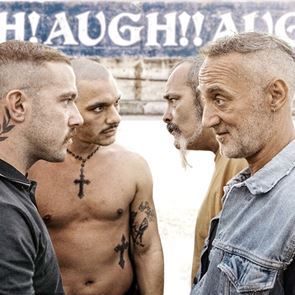 5 + 1 ταινίες για τη βία στα γήπεδα