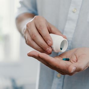 Μία βιταμίνη μάς προστατεύει από τον καρκίνο του προστάτη