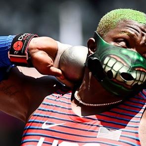 Η ξεχωριστή Raven Saunders