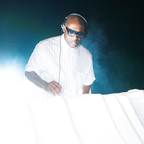 Ο Idris Elba και η Ηλιάνα Παπαγεωργίου διασκέδασαν στο exclusive Grey Goose party στην Ίμπιζα