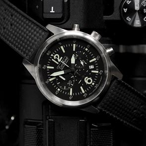 Τα πιο εντυπωσιακά μαύρα αντρικά ρολόγια