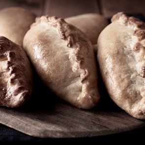 Η συνταγή για το απόλυτο πιροσκί με πατάτα