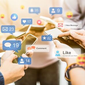 Πόσοι Έλληνες είναι ενεργοί στα social media