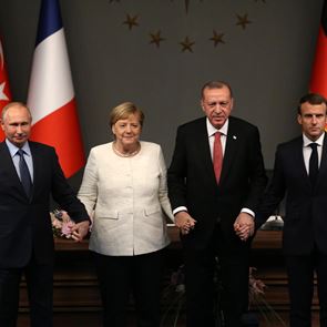 Πώς οδηγήθηκαν στη μείωση εντάσεων Τουρκία και Γαλλία