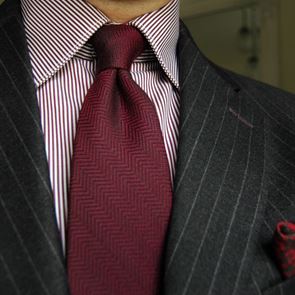 Τα πιο κομψά &lt;em>πουκάμισα&lt;/em> που θα φορέσεις στις γιορτές