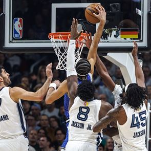 Ο Anthony Black έκανε στο Βερολίνο το κάρφωμα της χρονιάς (βίντεο