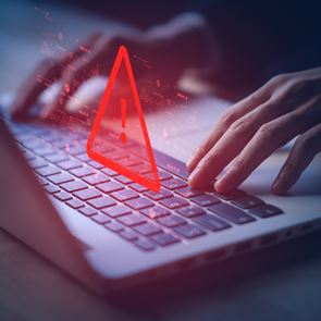 Ένας τύπος δοκίμασε να μολύνει τον υπολογιστή του με 1.000 ιούς και δεν πήγε καλά