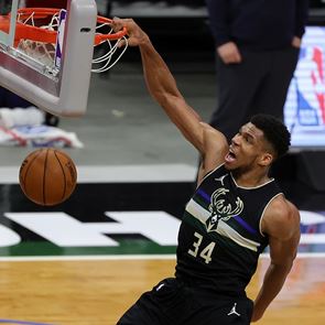 Ποιος έβγαλε τον Γιάννη Αντετοκούνμπο από την κούρσα του MVP