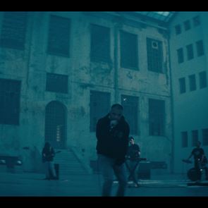 Το νέο τραγούδι των ΛΕΞ &amp; Kepler is Free έχει &#39;άρωμα&#39; Γιάννη Οικονομίδη (video