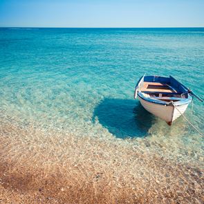 Οι 545 ελληνικές παραλίες με Γαλάζια Σημαία για το 2021