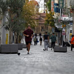 Το σχέδιο για το άνοιγμα της αγοράς τα Χριστούγεννα