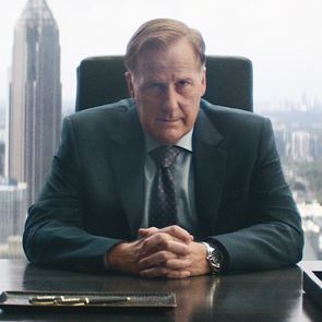 Η μίνι σειρά που πρέπει να δεις αν σου λείπει το Succession