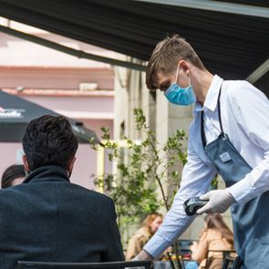 &lt;em>Κορονοϊός&lt;/em>: 2.146 νέα κρούσματα σήμερα