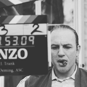 Τι γνωρίζουμε μέχρι στιγμής για το τo biopic του Al Capone με τον <em>Tom</em> <em>Hardy</em>