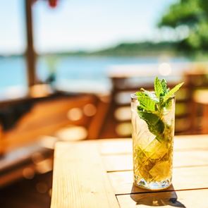 Mojito Week με το ρούμι Nusa Caña στα πιο hot bars της Αθήνας