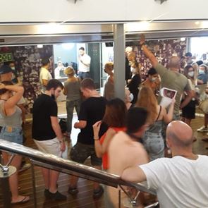 Εξέγερση επιβατών στο &quot;WorldChampion&quot; της SeaJets