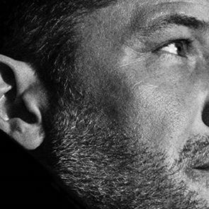 Η χυλόπιτα που &#39;τσούζει&#39; ακόμα τον Tom Hardy