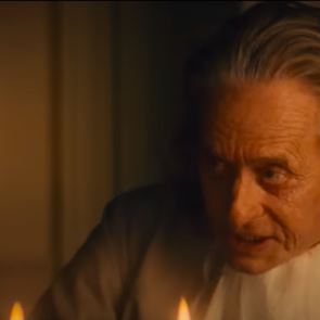 Στο Franklin, ο Michael Douglas είναι ο Βενιαμίν Φραγκλίνος