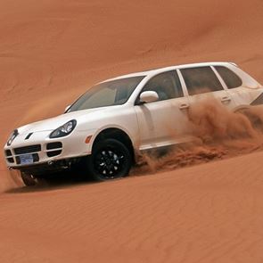 Πώς η Porsche πριν 27 χρόνια αποφάσισε να πουλάει SUV