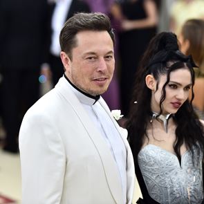 Αμαρτίες γονέων Elon Musk και Grimes παιδεύουσι τέκνον
